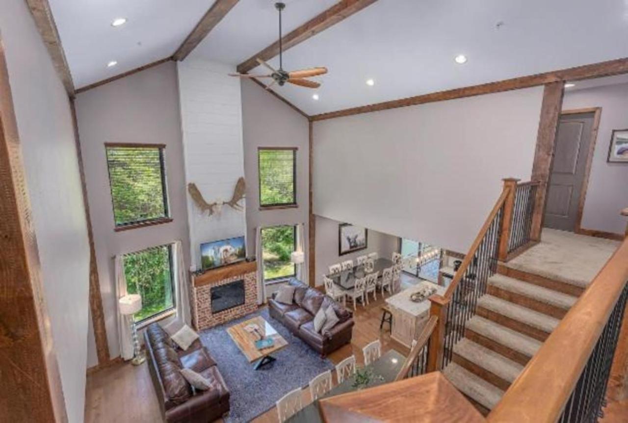 Premier Retreat With Hot Tub, Theater & Pool Table Villa Hollister Exterior photo